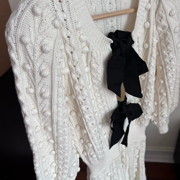 NWOT Alice + Olivia Kitty Puff Sleeve Sweater Bow Dress M - Picture 11 of 16